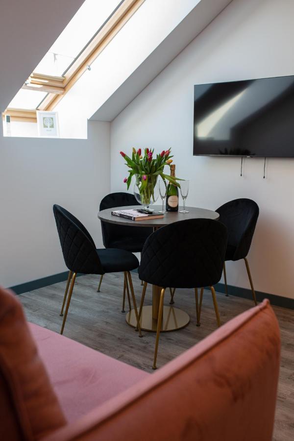 M8 Stylish One-Bedroom Apartment Kaunas Exterior photo
